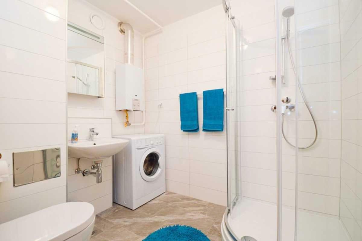 Leut Apartment, 3Min Beach, 15Min Center Pula Buitenkant foto