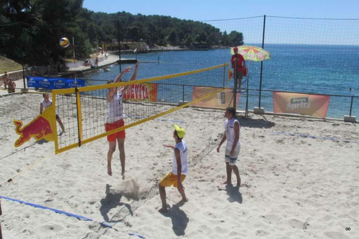 Leut Apartment, 3Min Beach, 15Min Center Pula Buitenkant foto