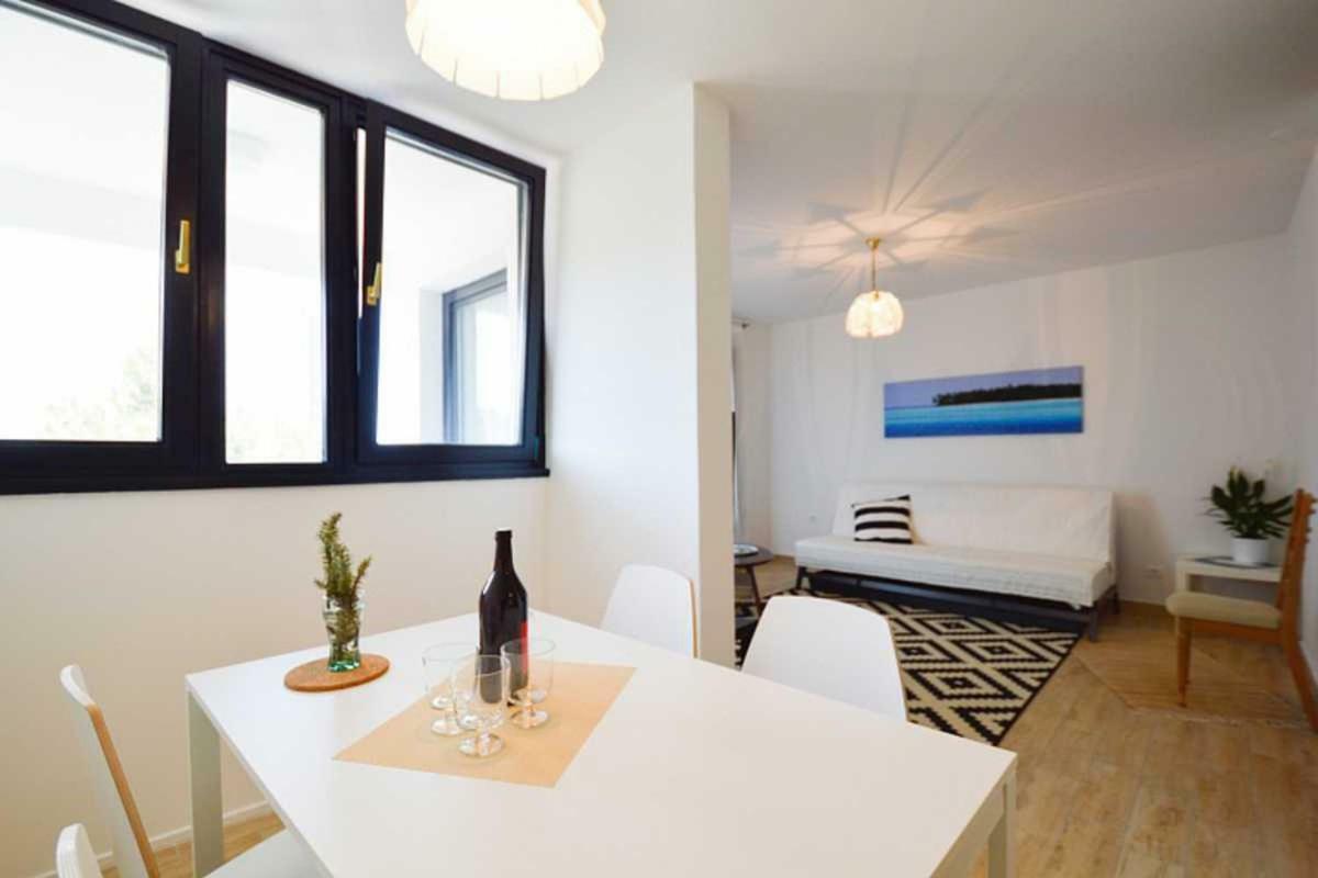 Leut Apartment, 3Min Beach, 15Min Center Pula Buitenkant foto