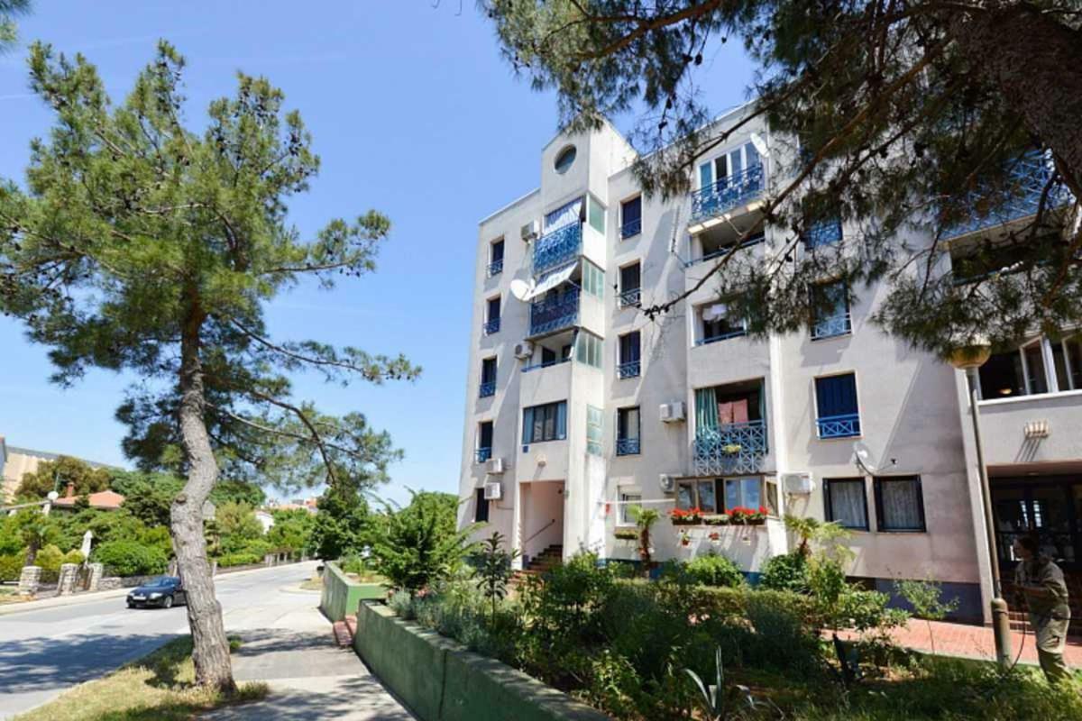 Leut Apartment, 3Min Beach, 15Min Center Pula Buitenkant foto