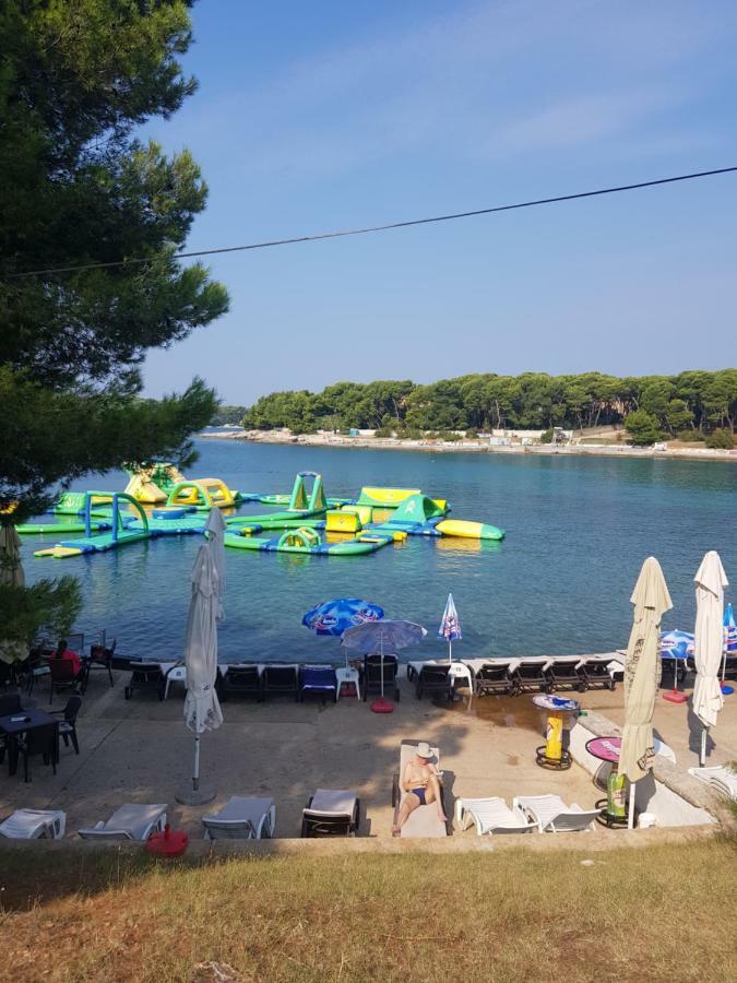 Leut Apartment, 3Min Beach, 15Min Center Pula Buitenkant foto