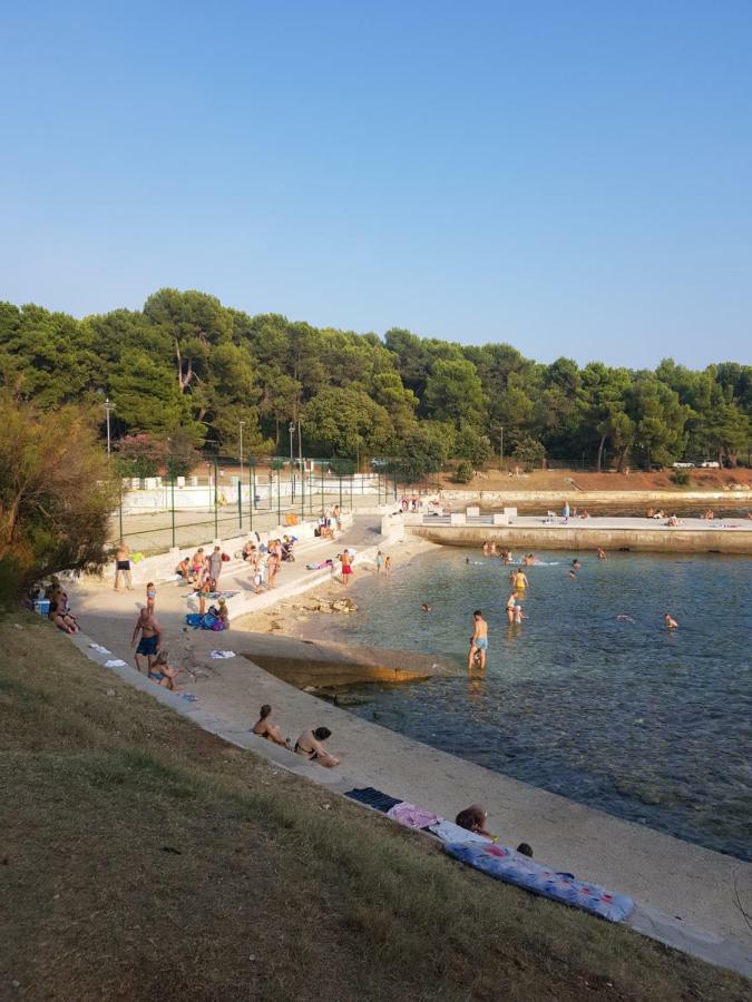 Leut Apartment, 3Min Beach, 15Min Center Pula Buitenkant foto